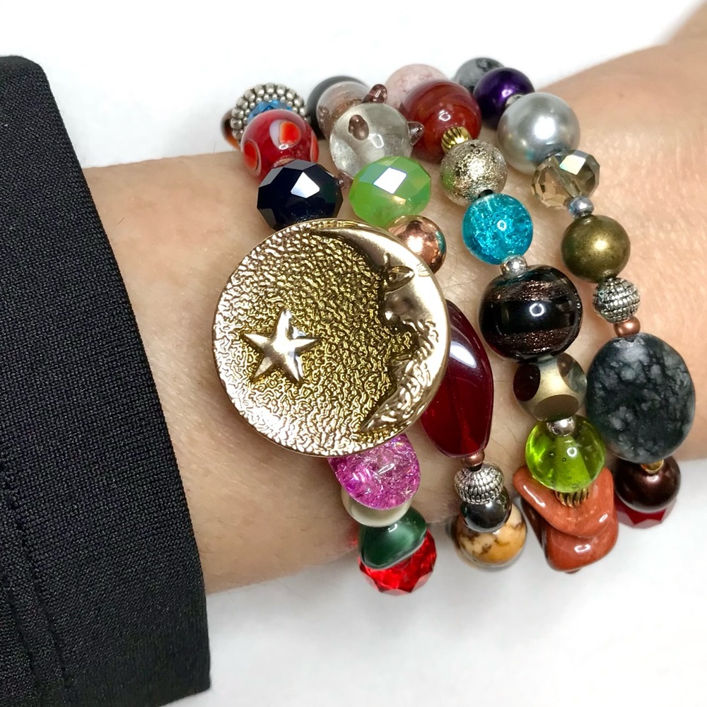 Handmade Bracelet with Vintage and Modern Elements (B76-5H) New Without Tags - Picture 2 of 8